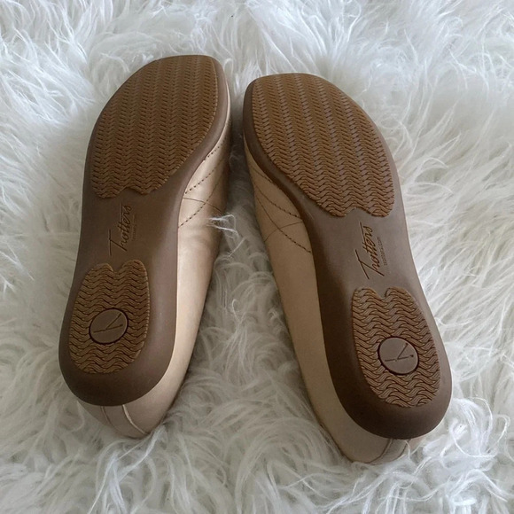 Trotters WOMEN'S TROTTERS SASHA FLATS Size 10.5 - Picture 8 of 8
